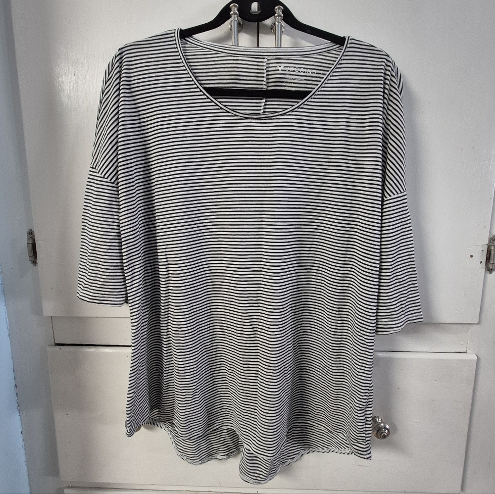 American Eagle White Black Striped Jegging T-Shirt Women’s Large